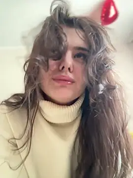 Snapshot of NikaMur chatting on 02/28/25, 05:04 NikaMur online show from 02/28/25, 05:04