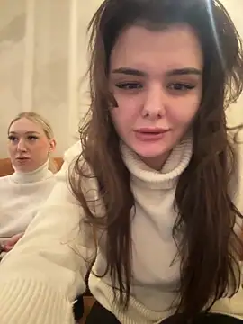 Snapshot of NikaMur chatting on 02/28/25, 11:25 NikaMur online show from 02/28/25, 11:25