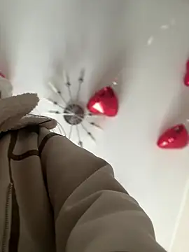 Snapshot of NikaMur chatting on 03/01/25, 05:31 NikaMur online show from 03/01/25, 05:31