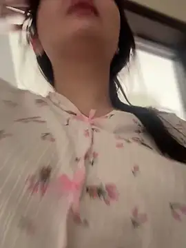 Snapshot of NikaMur chatting on 03/07/25, 06:57 NikaMur online show from 03/07/25, 06:57