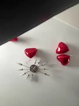 Snapshot of NikaMur chatting on 03/11/25, 04:21 NikaMur online show from 03/11/25, 04:21