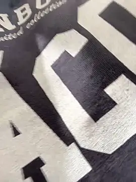 Snapshot of NikaMur chatting on 03/13/25, 05:43 NikaMur online show from 03/13/25, 05:43