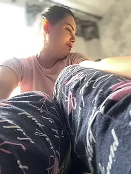 Snapshot of NikaMur chatting on 03/22/25, 06:00 NikaMur online show from 03/22/25, 06:00