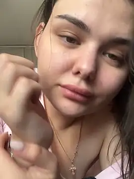 Snapshot of NikaMur chatting on 09/28/25, 03:01 NikaMur online show from 09/28/25, 03:01