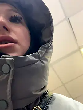 Snapshot of NikaMur chatting on 10/10/25, 02:21 NikaMur online show from 10/10/25, 02:21