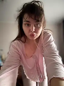 Snapshot of NikaMur chatting on 10/30/25, 03:30 NikaMur online show from 10/30/25, 03:30