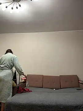 Snapshot of NikaMur chatting on 12/15/25, 02:38 NikaMur online show from 12/15/25, 02:38