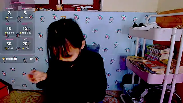 Snapshot of __Saphia__ chatting on 03/06/25, 01:05 Saphia online show from 03/06/25, 01:05