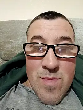 Staseqn online show from 12/21/25, 12:07