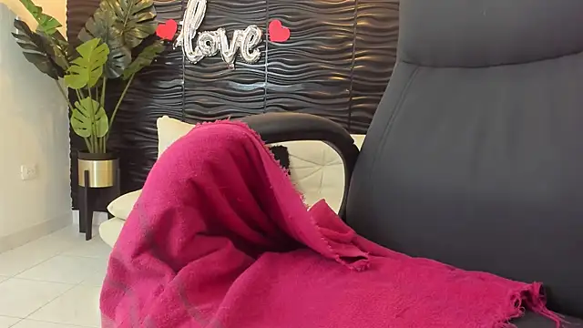 sofia 44 online show from 02/26/25, 01:21