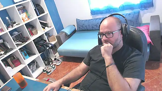 ravingr4d4 online show from 09/13/25, 01:33