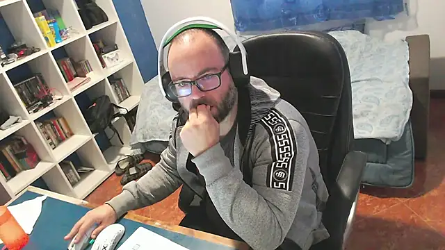 ravingr4d4 online show from 01/12/26, 09:14