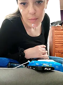 Daniela77771 online show from 09/27/25, 03:06