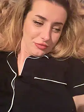 RoxxyDallas online show from 03/09/25, 10:30