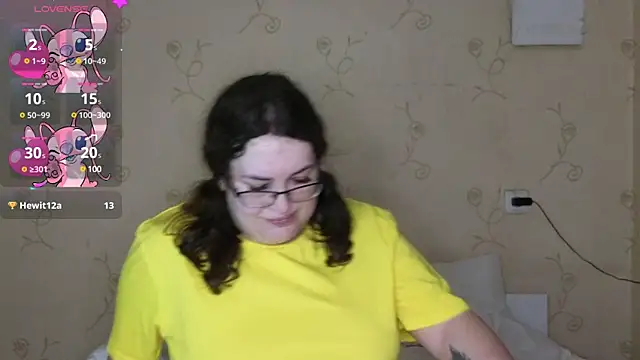 Snapshot of VladaCandy chatting on 02/21/25, 10:26 VladaCandy online show from 02/21/25, 10:26