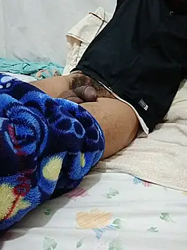 Snapshot of Mimo1402 chatting on 11/17/25, 05:57 Mimo1402 online show from 11/17/25, 05:57