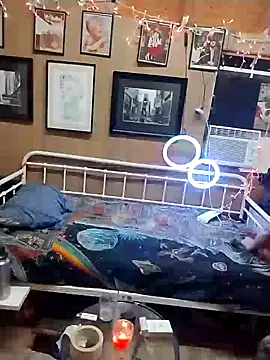 Snapshot of AlphaAlluring69 chatting on 12/30/24, 09:27 AlphaAlluring69 online show from 12/30/24, 09:27