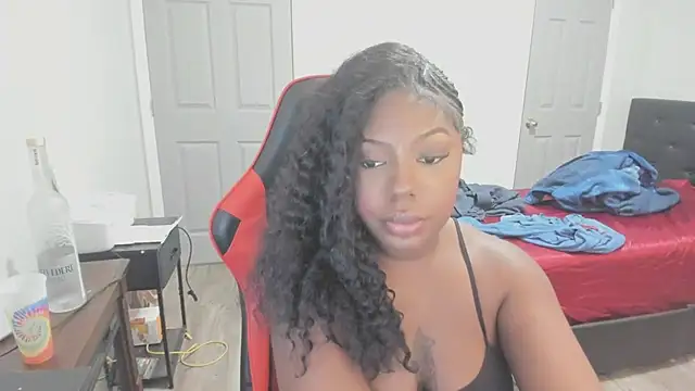 Snapshot of demi_xoxo chatting on 10/25/25, 05:26 demi xoxo online show from 10/25/25, 05:26