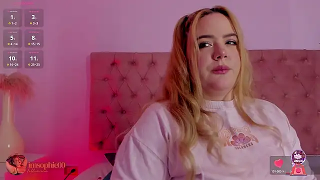 sophiarossee  online show from 09/28/25, 12:43