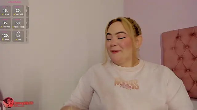 sophiarossee  online show from 04/11/26, 01:59