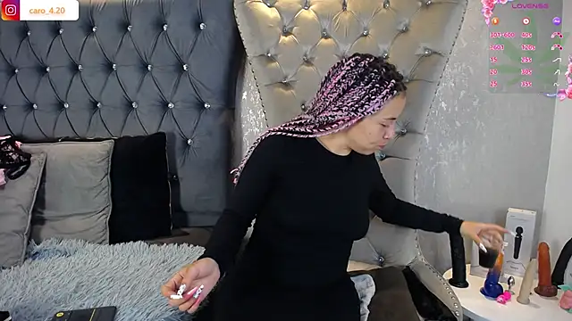 CaroFisher online show from 12/17/25, 01:17