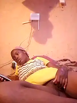 cute naimah online show from 09/25/25, 10:19