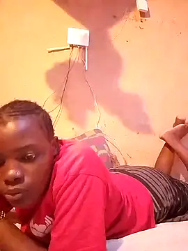 cute naimah online show from 10/10/25, 06:40