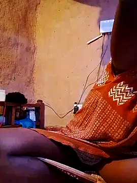 cute naimah online show from 11/30/25, 04:38