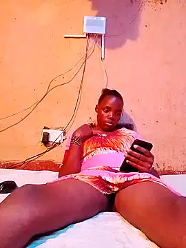 cute naimah online show from 12/22/25, 09:01