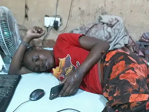 cute naimah online show from 04/21/26, 06:34