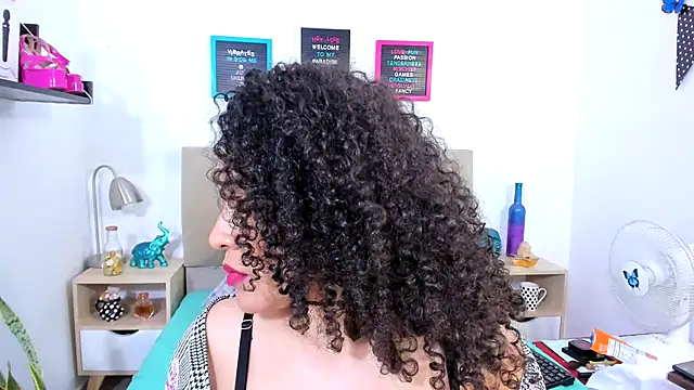 Zoe Gruber online show from 03/21/25, 03:01