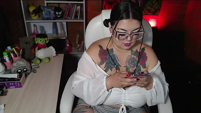 Snapshot of juliette_rd chatting on 11/22/25, 07:57 juliette rd online show from 11/22/25, 07:57