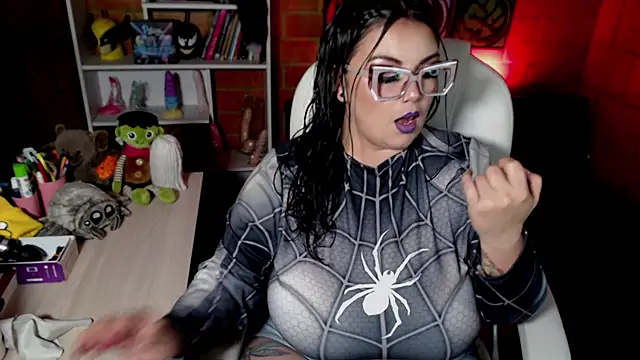 Snapshot of juliette_rd chatting on 12/18/25, 06:19 juliette rd online show from 12/18/25, 06:19