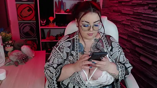 Snapshot of juliette_rd chatting on 04/19/26, 12:26 juliette rd online show from 04/19/26, 12:26