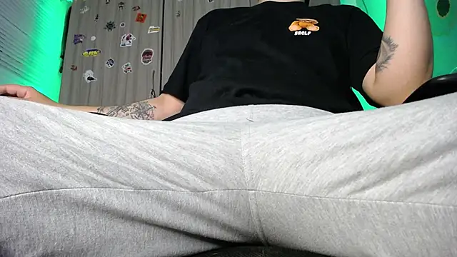 zacwatson  online show from 01/14/25, 05:40