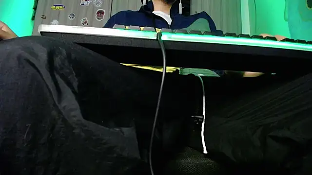 zacwatson  online show from 02/12/25, 10:14