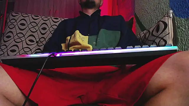 zacwatson  online show from 09/19/25, 03:41