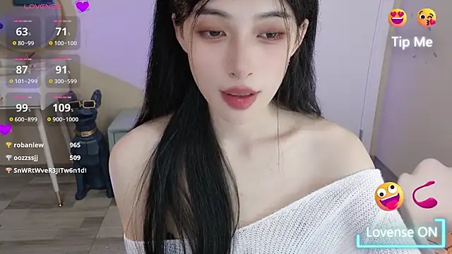 Aurora 99 online show from 12/31/24, 01:19