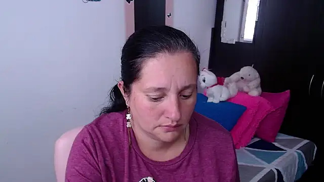 CristialJones  online show from 11/08/25, 02:50