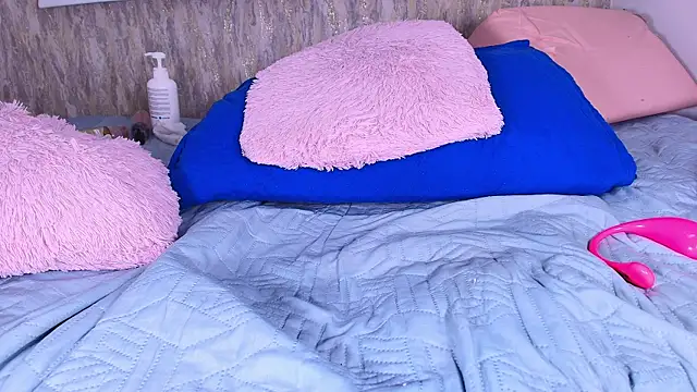 violett lo online show from 03/22/25, 09:13