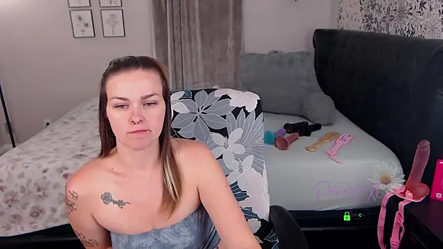 DaisieMaeXO online show from 06/18/26, 11:53