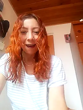 Snapshot of malusexy33 chatting on 03/22/25, 02:58 malusexy33 online show from 03/22/25, 02:58