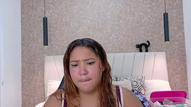 I am yours- online show from 09/18/25, 11:34