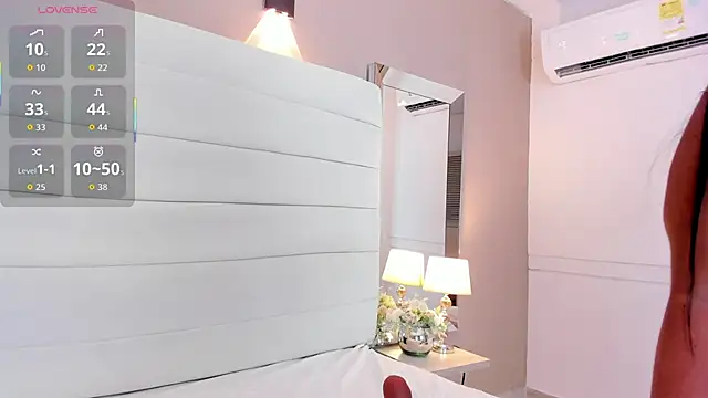 Lilly 2809  online show from 02/19/26, 04:41