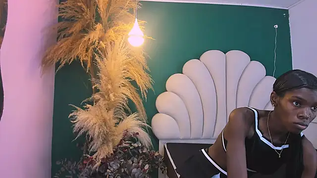 bonieklent online show from 02/04/25, 04:15