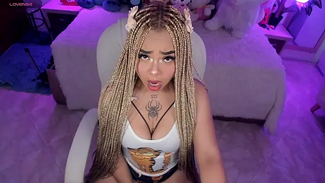 conny  curly online show from 02/01/25, 01:09