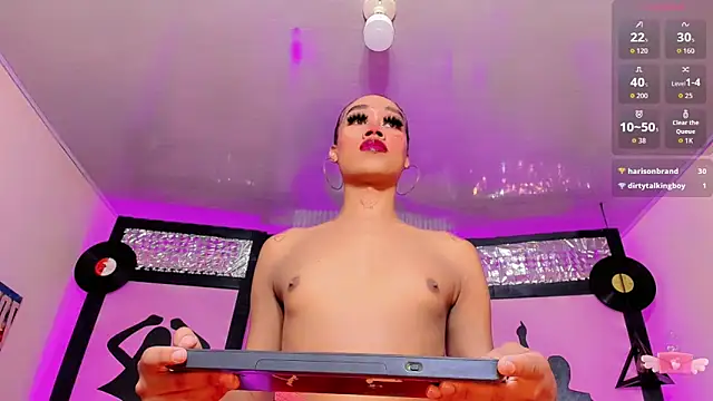  ChanellR  online show from 04/16/26, 11:00