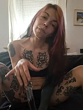 Snapshot of SophiaBlackfoxx chatting on 05/14/26, 12:12 SophiaBlackfoxx online show from 05/14/26, 12:12