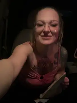 Snapshot of Mymy_Stevo_420 chatting on 01/24/25, 03:43 Mymy Stevo 420 online show from 01/24/25, 03:43