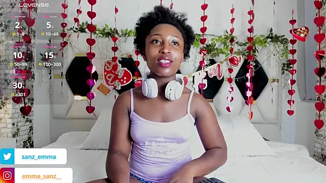 EmmaSanzz  online show from 02/07/25, 11:23